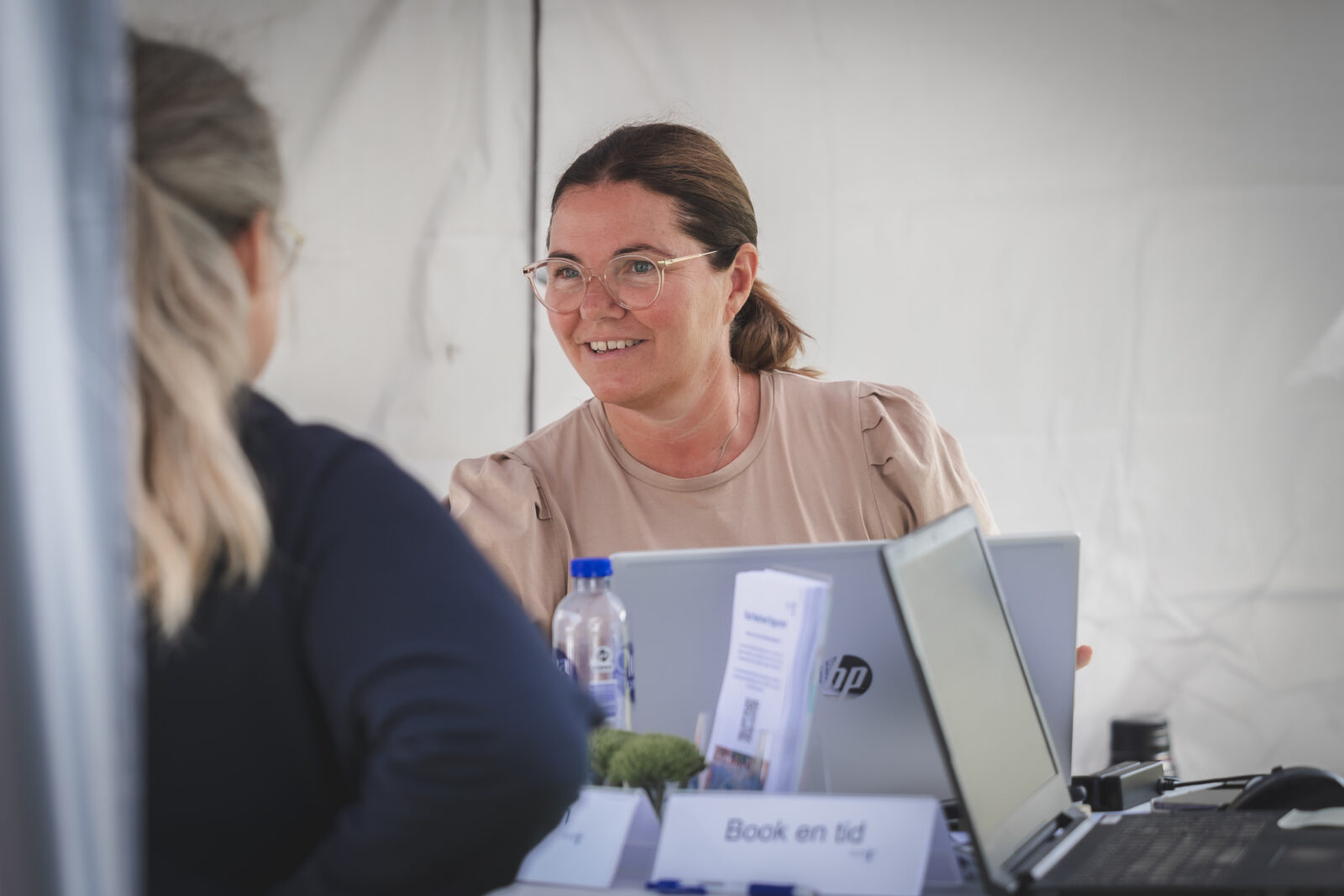 Næstved Rygcenter hjælper dig med en tid hos en fysioterapeut